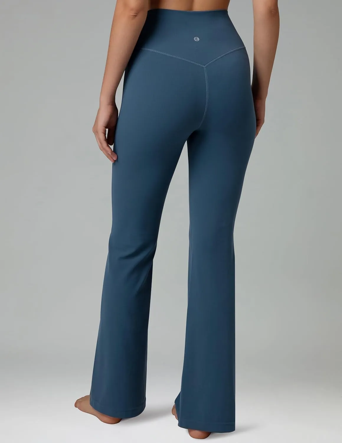 Colorfulkoala Women's Dreamlux Crossover Flare Leggings High Waisted Tummy Control Wide Leg Yoga Pants 29.5" / 31.5" Inseam