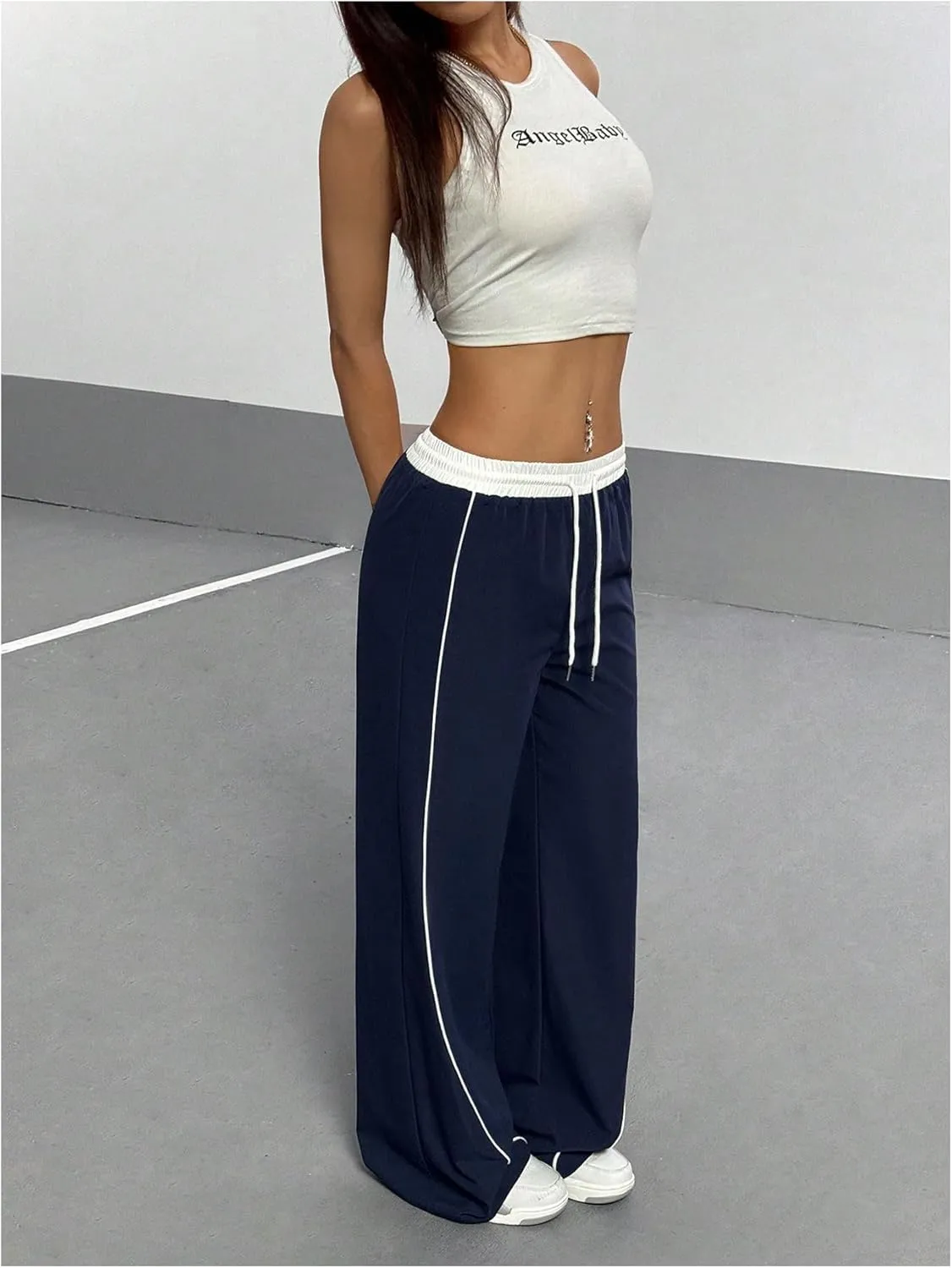 GORGLITTER Women's Baggy Wide Leg Parachute Pants Y2K Bell Bottom Drawstring Waist Track Pants