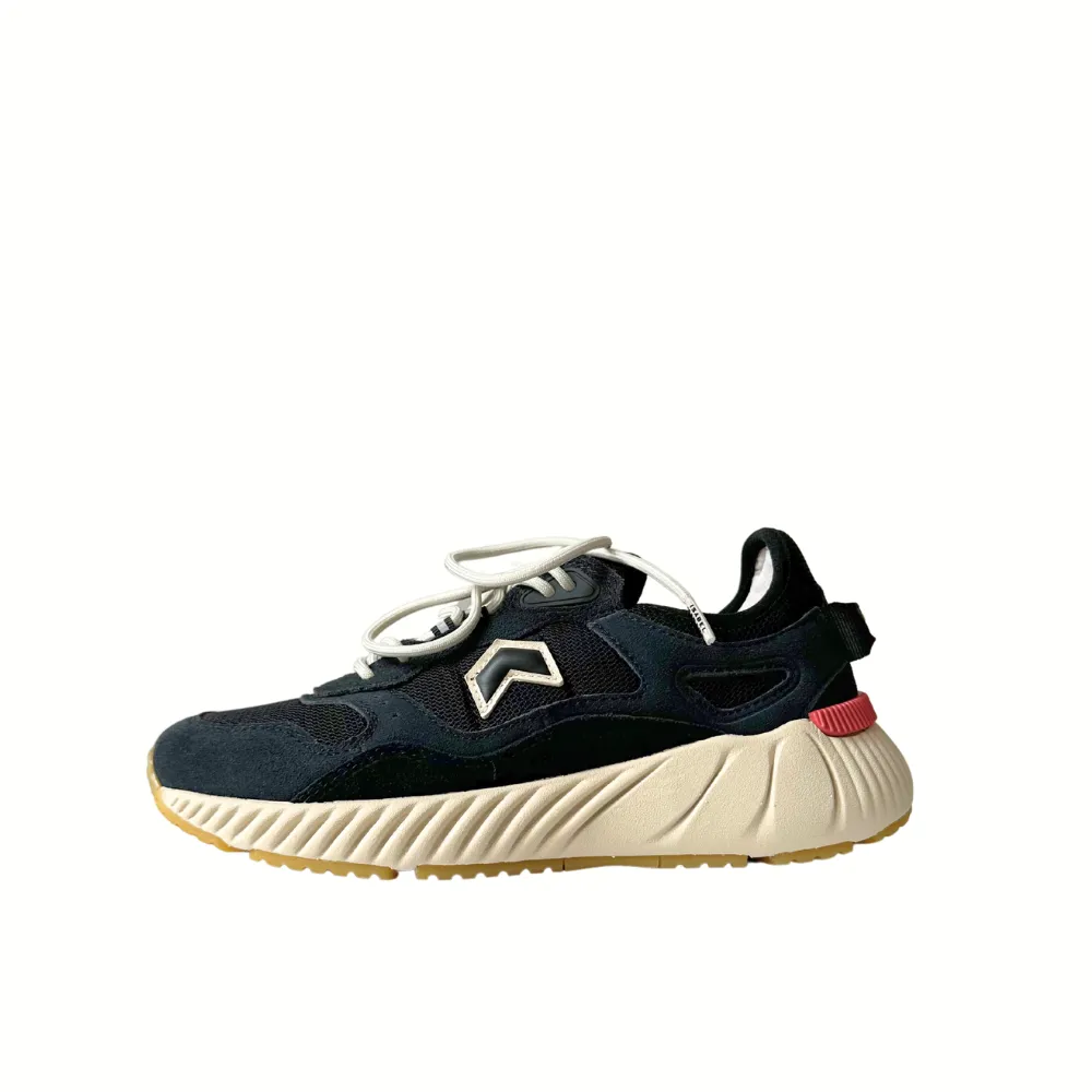 Isabel Marant Ewie Sneakers - Black/White
