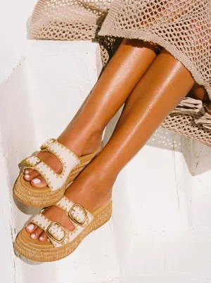 Wanika Sandal [Sand Nubuck-V277]