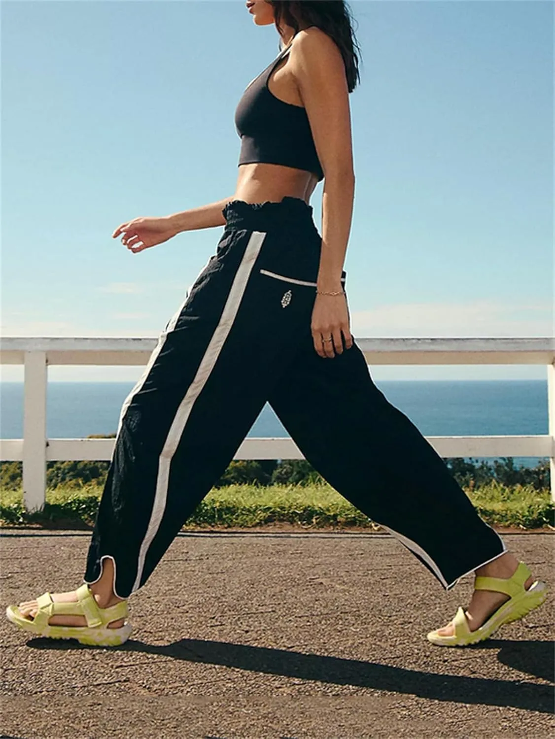 Women Y2k Track Pants Side Striped Wide Leg Baggy Pants Casual Drawstring Waist Parachute Sweatpants Streetwear
