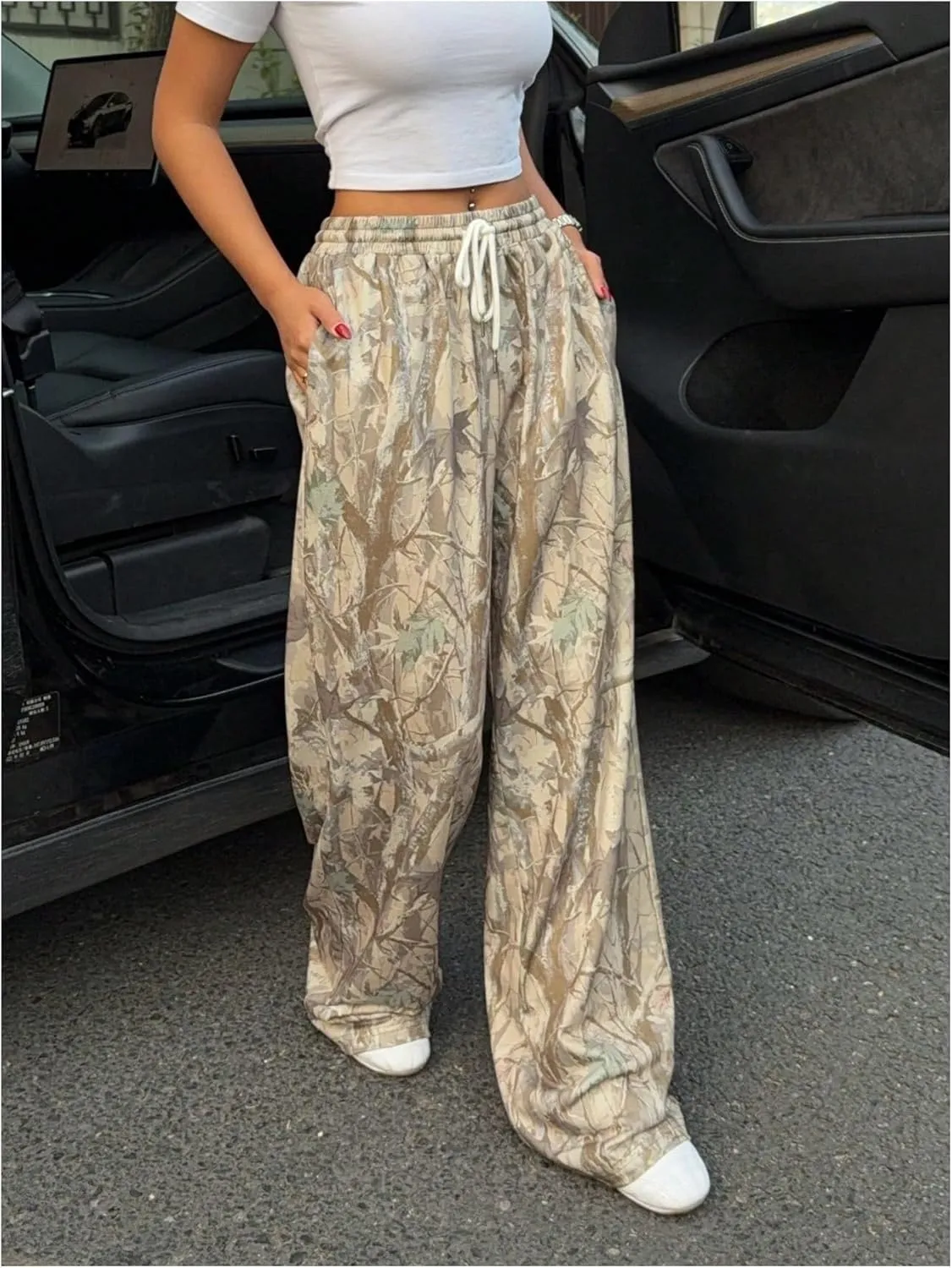 Women's Camo Baggy Sweatpants Drawstring Waist Wide Leg Track Pants Trousers