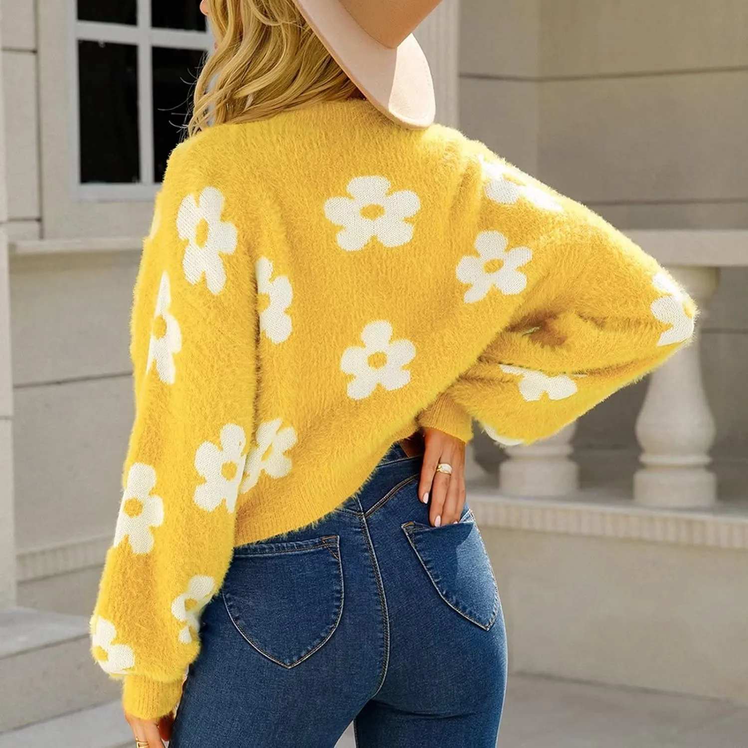 YUAKOU Women's Flower Long Sleeve Open Front Short Cardigan Casual Loose V Neck Down Knit Cardigan Sweaters Outwear